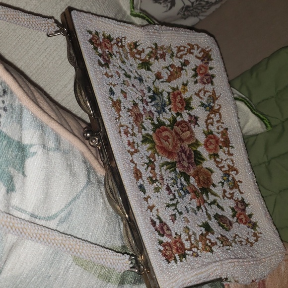 Antique Victorian French hand made embroidery beads evening purse - Picture 14 of 17